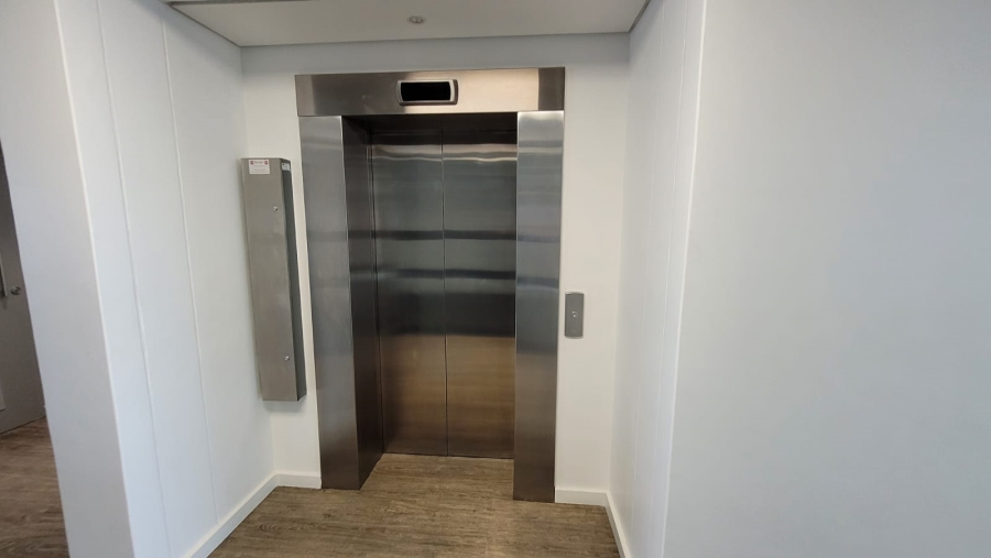 Commercial Property for Sale in Airport Industria Western Cape